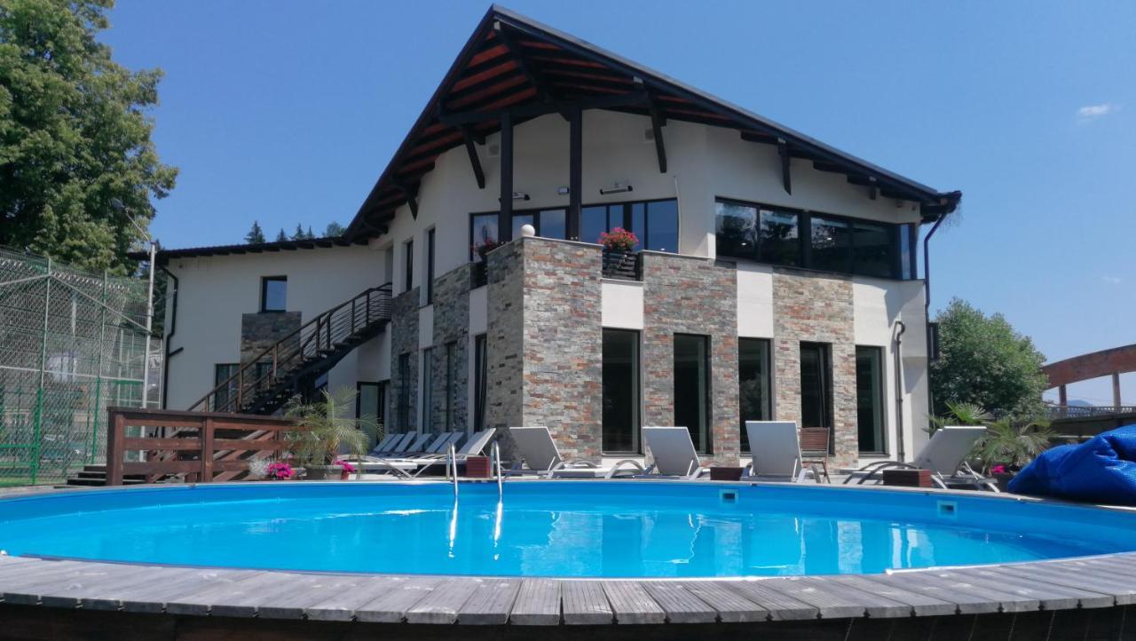Aquarius Boutique Hotel Kimpulung Mołdawski Zewnętrze zdjęcie
