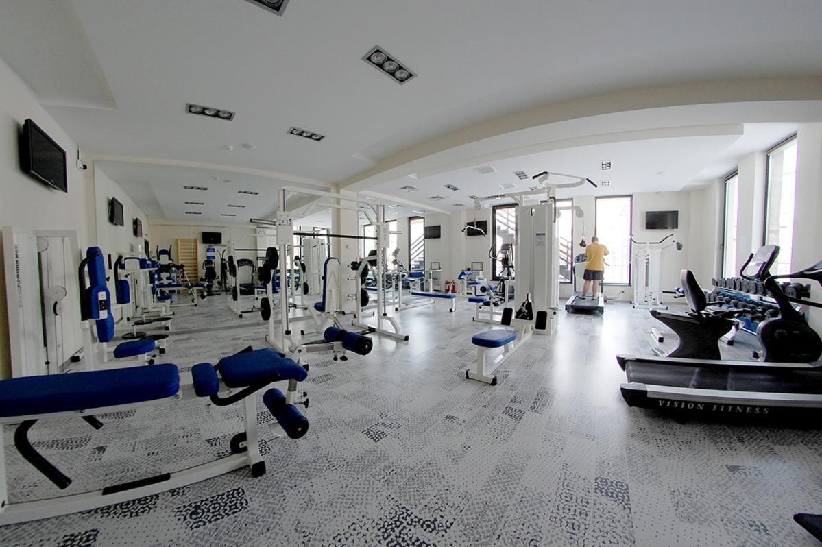 Aquarius Boutique Hotel Kimpulung Mołdawski Zewnętrze zdjęcie