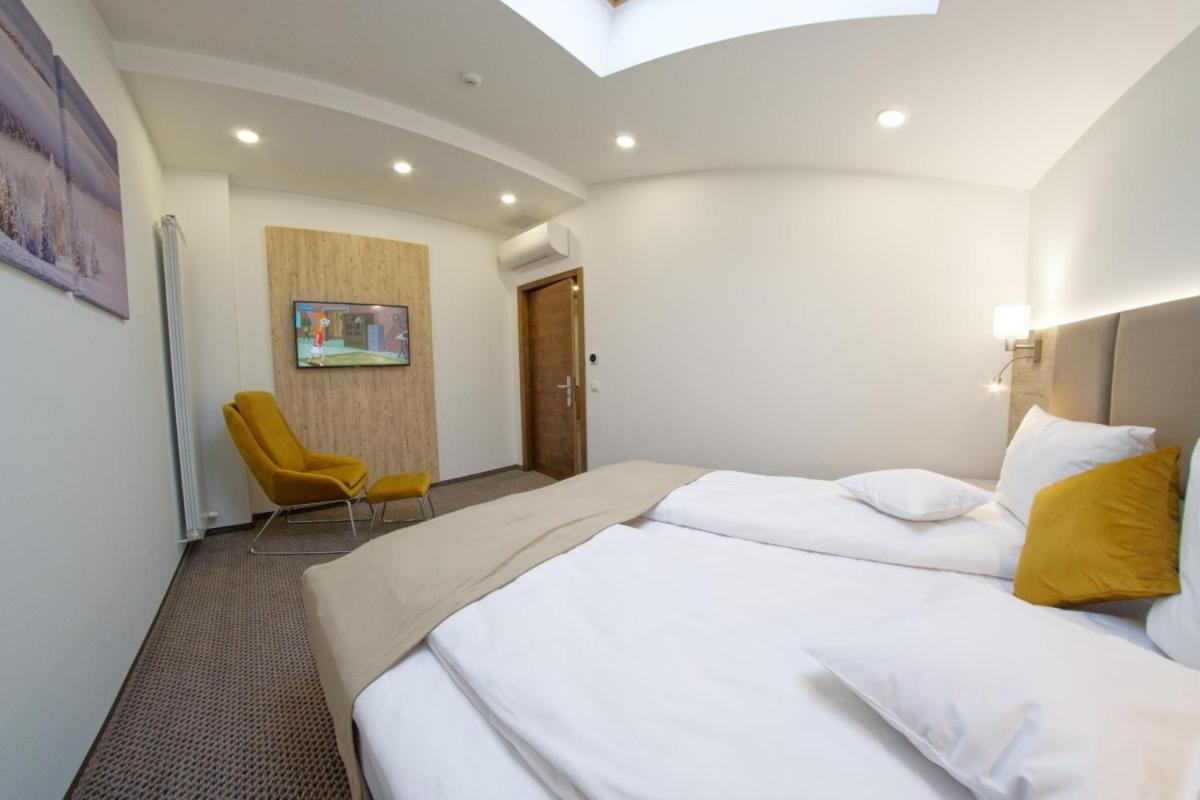 Aquarius Boutique Hotel Kimpulung Mołdawski Pokój zdjęcie